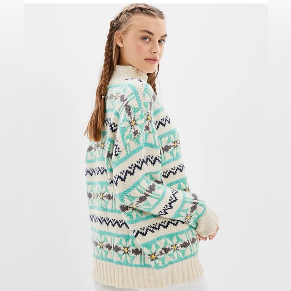 NWT AE Oversized Fairisle Mock Neck Women's Sweater Size Medium